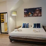 Апартаменты R-home Crispi