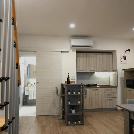 R-home Crispi Апартаменты *