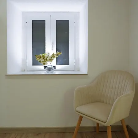 R-home Crispi * Katánie