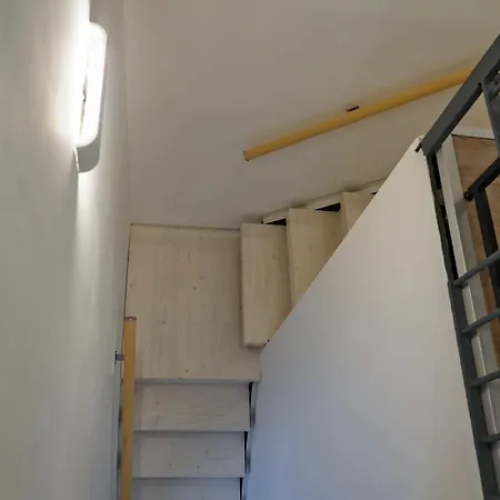 Apartmán R-home Crispi *