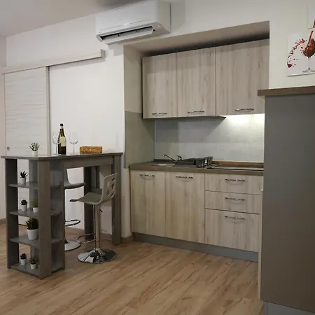 R-home Crispi Apartmán Katánie