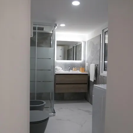 R-home Crispi Apartmán *